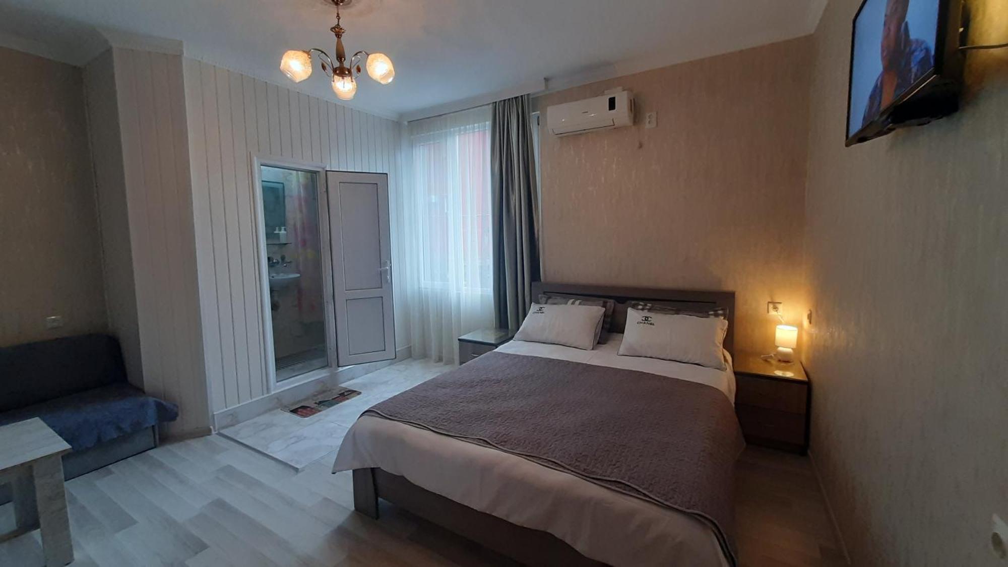 Guesthouse Next To Beach Batumi Exterior foto