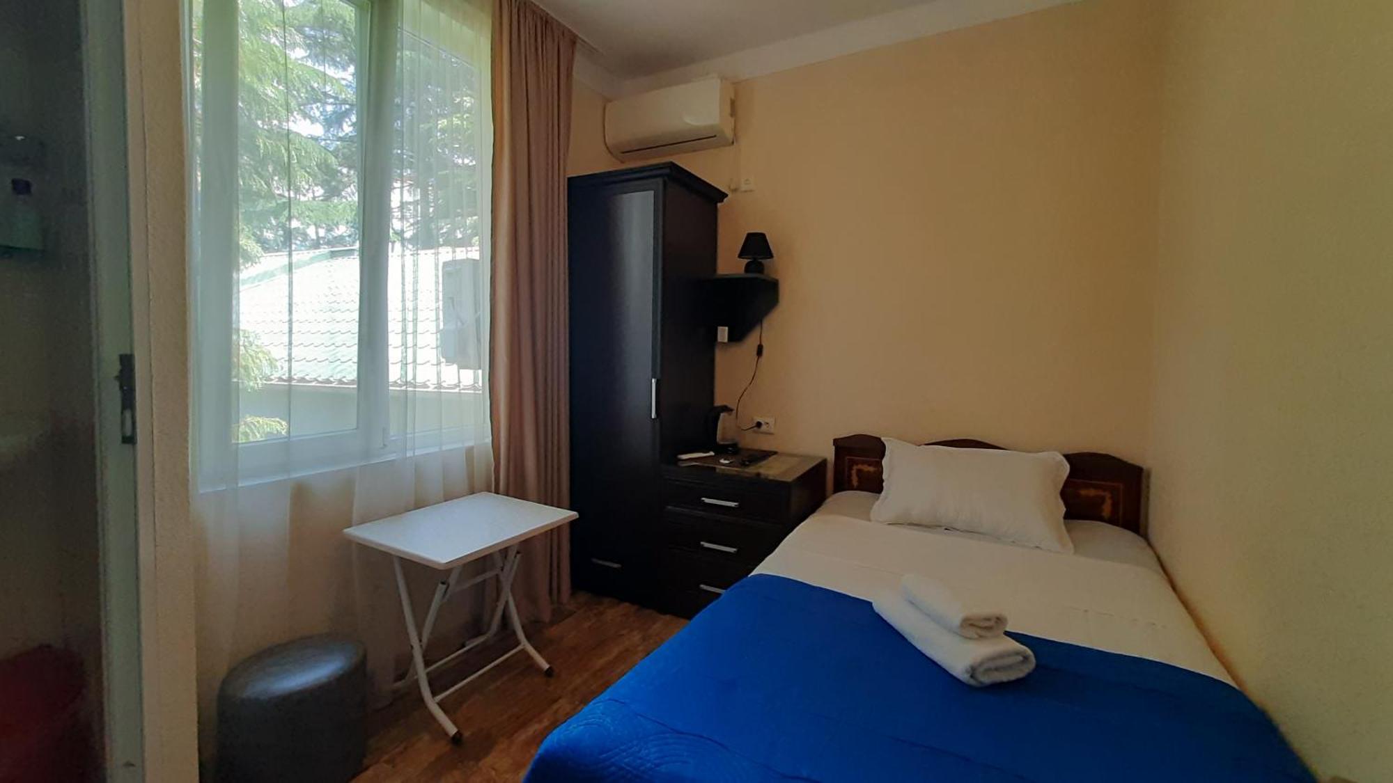 Guesthouse Next To Beach Batumi Exterior foto
